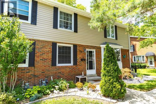 5-8418 Little River Blvd, Windsor, ON, N8P | Card Image