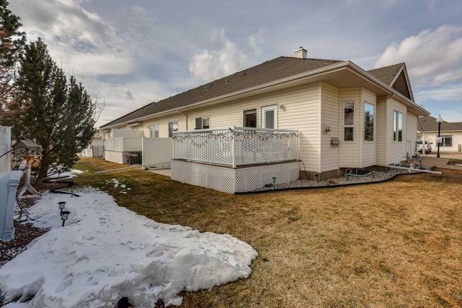 40 - 939 Ramage Crescent, Townhouse with 3 bedrooms, 3 bathrooms and 3 parking in Red Deer AB | Image 39