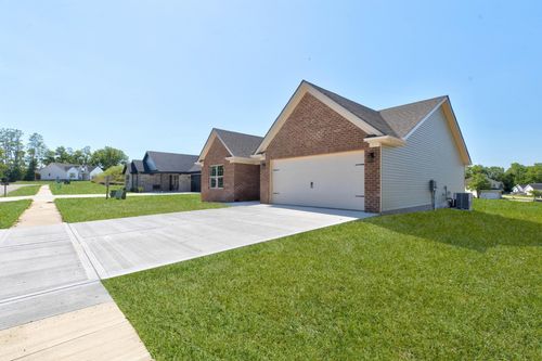 156 Elk Dr, Stamping Ground, KY, 40379-9086 | Card Image