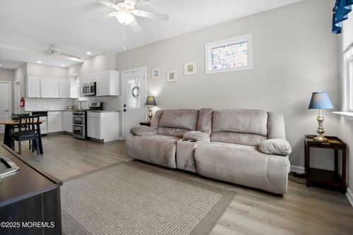 rear-488 2nd Ave, Long Branch, NJ, 07740-5620 | Card Image