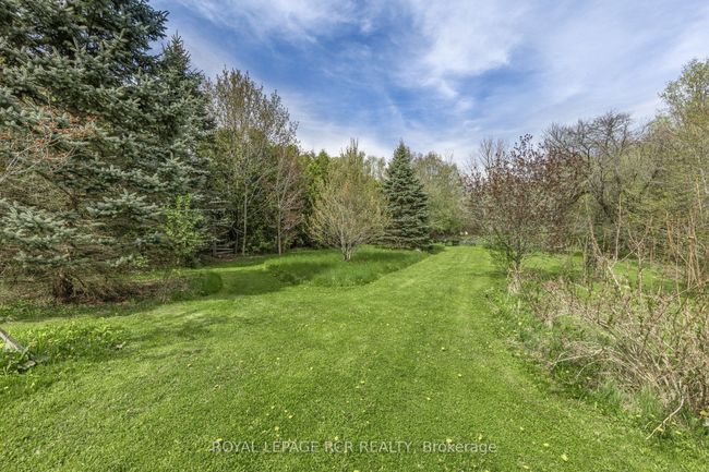 17329 Shaws Creek Rd, House other with 3 bedrooms, 2 bathrooms and 6 parking in Belfountain ON | Image 38