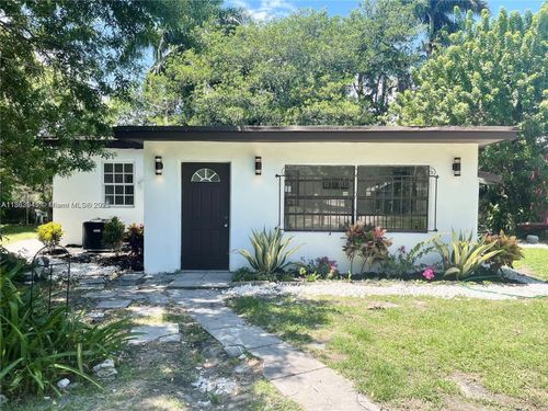 11730 Nw 22nd Ct, Miami, FL, 33167-3061 | Card Image