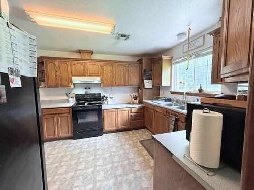 107093 N 3660 Rd, Boley, OK, 74829-4207 | Card Image