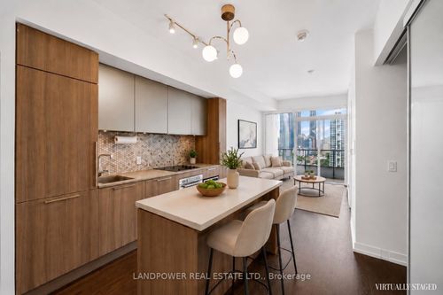 2311-85 Wood St, Toronto, ON, M4Y0E8 | Card Image