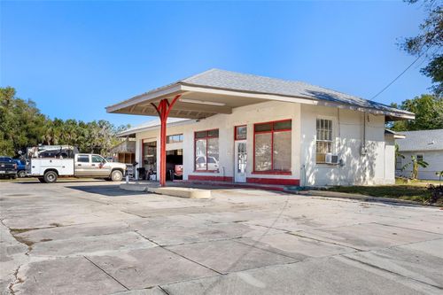 1015 S Grove St, EUSTIS, FL, 32726-5521 | Card Image