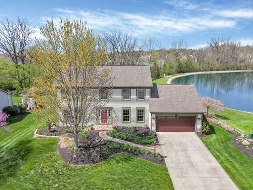12147 Mallard Pond Dr, Pickerington, OH, 43147-8621 | Card Image