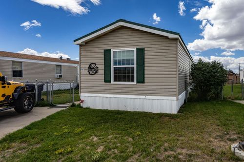 14-1272 W Lyon St, Laramie, WY, 82072-6766 | Card Image