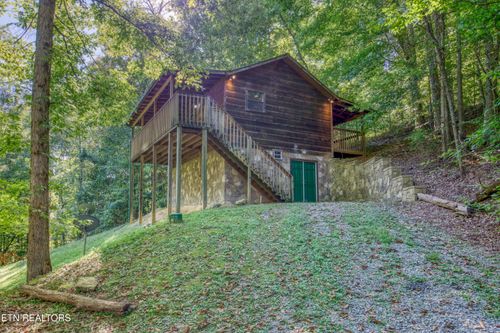 1330 Wild Turkey Way, Sevierville, TN, 37876 | Card Image