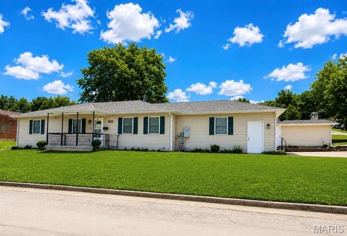 810 Jefferson St, Hermann, MO, 65041-1256 | Card Image