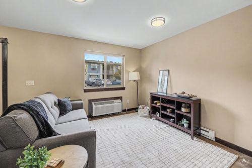 2870 Overlook Blvd, Helena, MT, 59601-1455 | Card Image