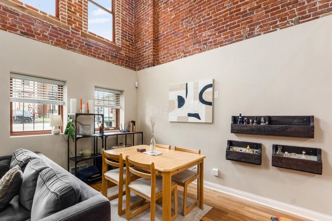 108 Hamilton Ave, Condo with 2 bedrooms, 2 bathrooms and null parking in Columbus OH | Image 5