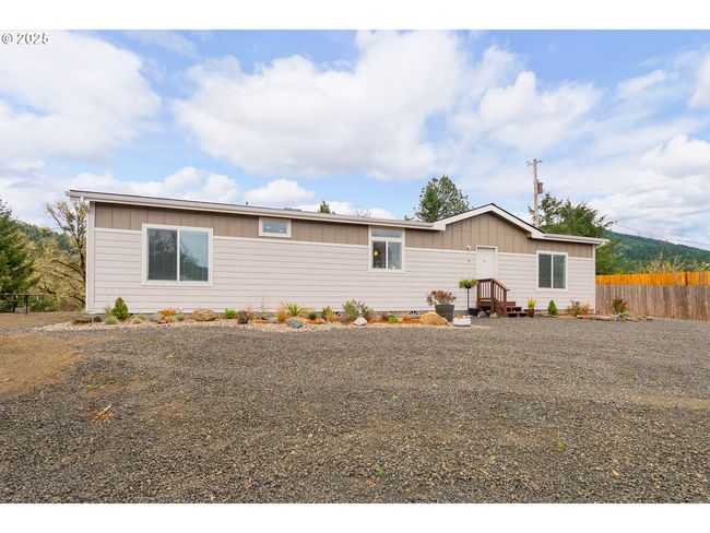 100 Crater Rd, House other with 3 bedrooms, 2 bathrooms and null parking in Camas Valley OR | Image 30