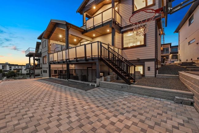 2754 Montana Place, House other with 7 bedrooms, 5 bathrooms and 6 parking in Abbotsford BC | Image 39
