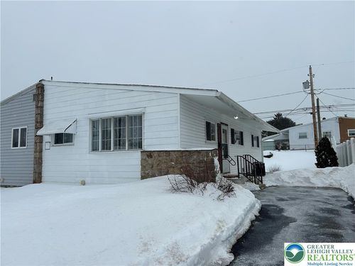 1535 Siegfried Street, Bethlehem City, PA, 18017 | Card Image