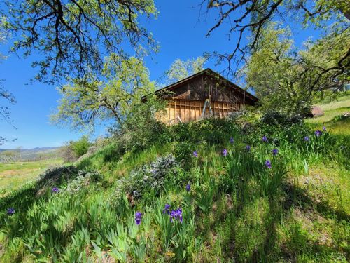 35776 Mendocino Pass Rd, Covelo, CA, 95428-9566 | Card Image