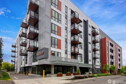 526-1085 103rd Ave Ne, Bellevue, WA, 98004-4067 | Card Image