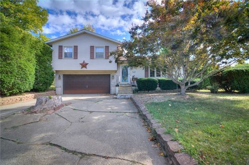 14 Brierwood Dr, Decatur, IL, 62521-4401 | Card Image