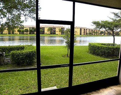 113D - 850 Sw 138th Ave, Condo with 2 bedrooms, 2 bathrooms and null parking in Pembroke Pines FL | Image 1