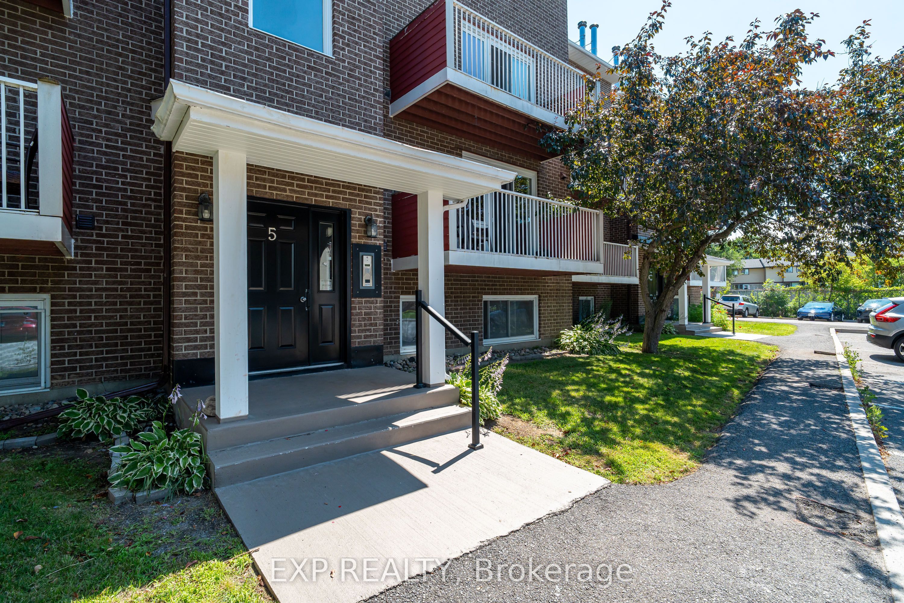 Residential in Blossom Park - Airport and Area 2