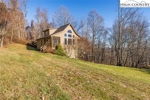 466 Dayspring Dr, Boone, NC, 28607-9397 | Card Image