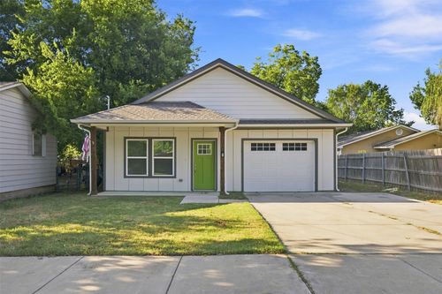 104 E Forest Ave, Sherman, TX, 75090-8811 | Card Image