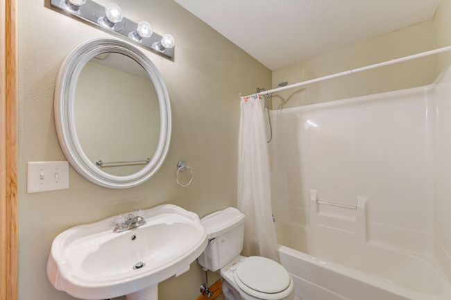 24-web-or-mls-24 Bathroom.jpg | Image 24