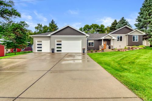 42003 Matson Point Rd, Pelican Rapids, MN, 56572-7717 | Card Image