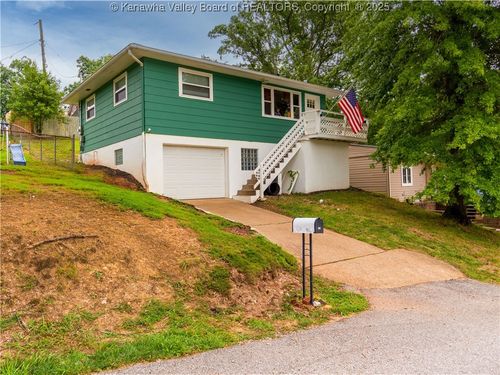 102 Steele St, Dunbar, WV, 25064-1822 | Card Image