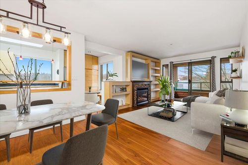 306-223 Mountain Highway, North Vancouver, BC, V7J3V3 | Card Image