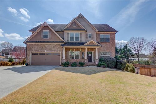 561 James Madison Ct, Jefferson, GA, 30549-7137 | Card Image