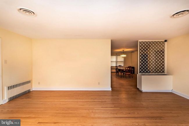 27 S State St, House other with 3 bedrooms, 2 bathrooms and null parking in VINELAND NJ | Image 7
