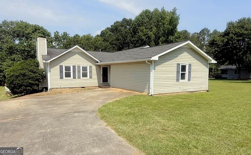 32 Russell Ln, Carrollton, GA, 30116-9704 | Card Image
