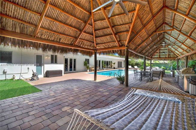 7860 Sw 134 Th St, House other with 4 bedrooms, 3 bathrooms and null parking in Pinecrest FL | Image 40
