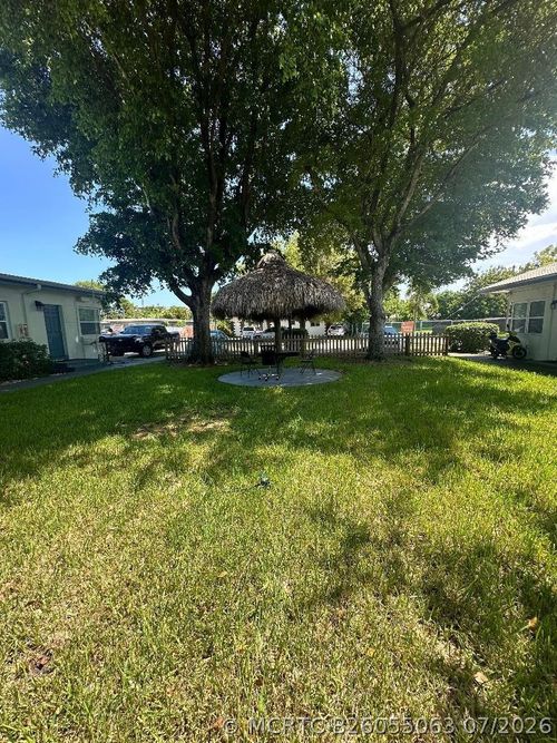 2-705 Ne 3rd St, Hallandale Beach, FL, 33009-3511 | Card Image