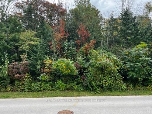 2 Shore Rd, Southampton, ON, N0H | Card Image