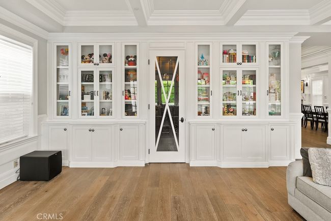 4753 Noble Ave, House other with 6 bedrooms, 6 bathrooms and 2 parking in Sherman Oaks CA | Image 34