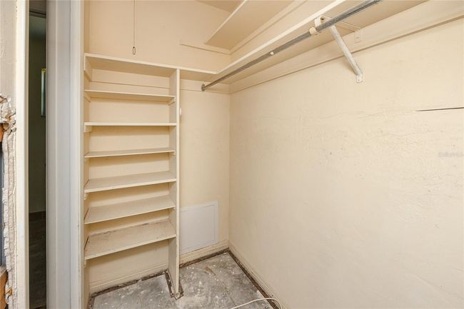 11465 7 Th St E, House other with 2 bedrooms, 2 bathrooms and null parking in Treasure Island FL | Image 27