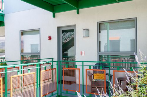 unit-202-3600 Central Ave Se, Albuquerque, NM, 87108-1947 | Card Image