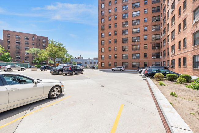 APT-3G - 99 66 Th Rd, Home with 3 bedrooms, 3 bathrooms and 1 parking in Rego Park NY | Image 25