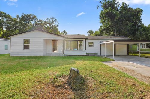 6714 E Bayou Dr, Hitchcock, TX, 77563-3532 | Card Image