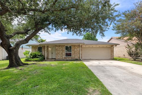10219 Staghill Dr, Houston, TX, 77064-5026 | Card Image