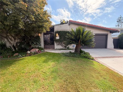 22612 Paul Revere Dr, Calabasas, CA, 91302-4810 | Card Image