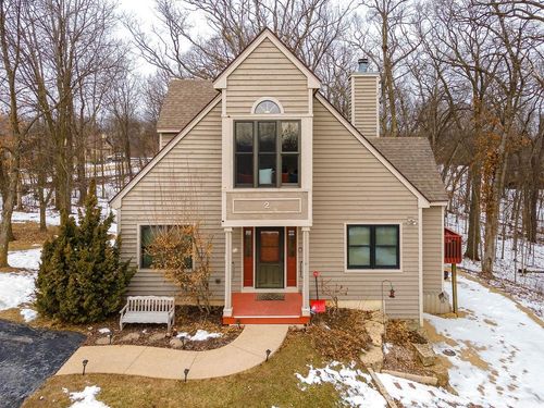 8-2 Briarwood Trl, Galena, IL, 61036-9423 | Card Image