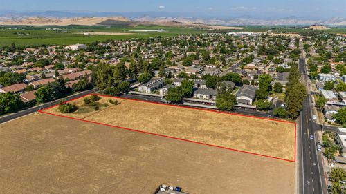 0 E Sequoia Dr, Dinuba, CA, 93618 | Card Image