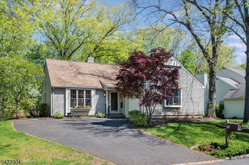 68 Susquehanna Trl, Branchburg, NJ, 08876-5407 | Card Image