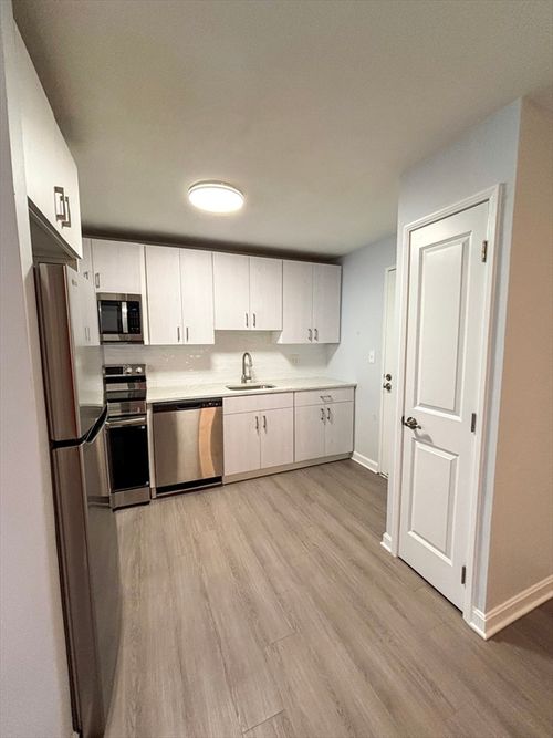 apt-46-505 Washington Ave, Chelsea, MA, 02150-3623 | Card Image