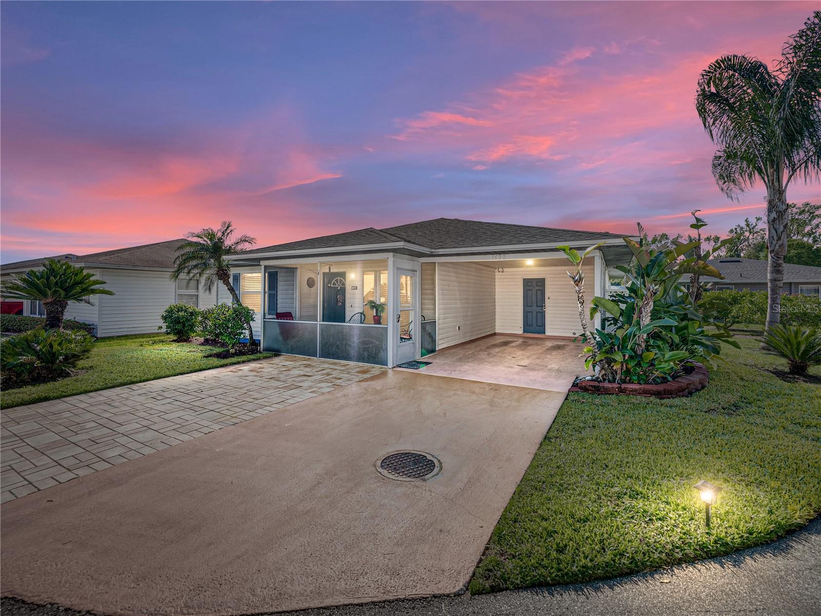 Colonnades Cir, Lakeland, FL 33811