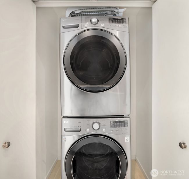 UNIT-101 - 15240 Ne 81 St Way, Townhouse with 3 bedrooms, 3 bathrooms and 2 parking in Redmond WA | Image 19