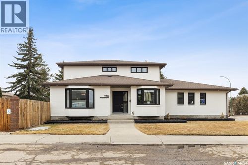 218 Rogers Rd, Regina, SK, S4S7C4 | Card Image
