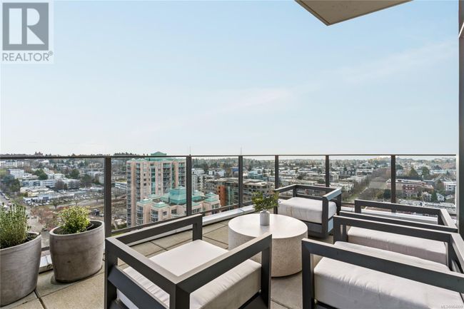 PH1801 - 960 Yates St, Condo with 2 bedrooms, 3 bathrooms and 3 parking in Victoria BC | Image 16